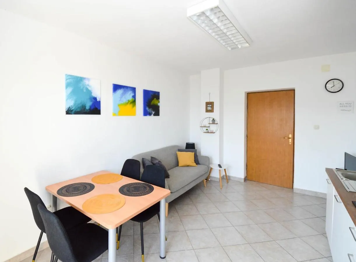 Maja Apartment Pag Town Croatia